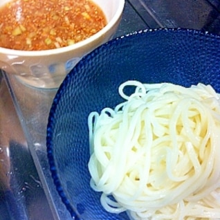 混ぜるだけ簡単！冷やしツナ坦々付け麺